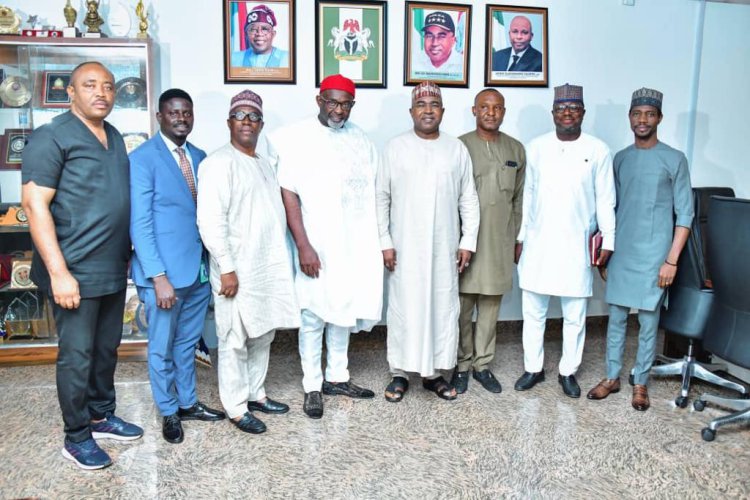 Photos: Chairman/Chief Executive Officer of NDLEA, Brig Gen MB Marwa (Rtd) with Member of the House of Representatives representing AMAC/BWARI (Abuja North) federal constituency, Hon. Joshua Chinedu Obika when the lawmaker led a delegation on a courtesy visit to the NDLEA boss at the Agency’s national headquarters in Abuja